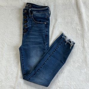 Abercrombie & Fitch High Rise Ankle Jean